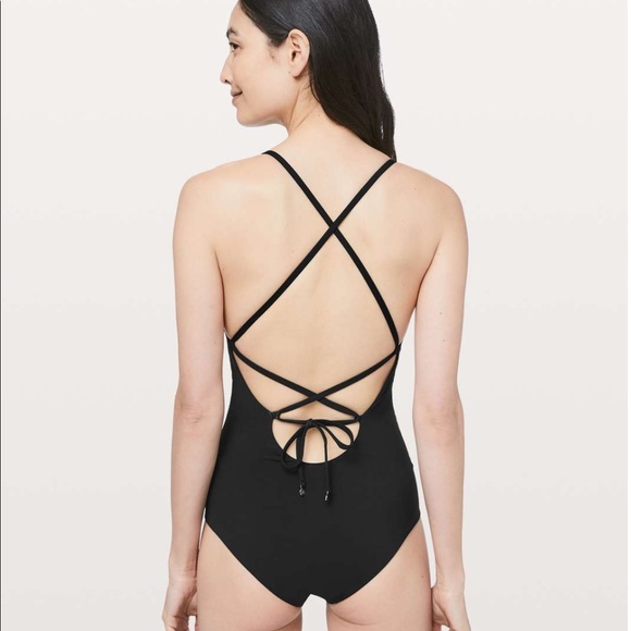 Lululemon Weave The Waves One Piece in Black